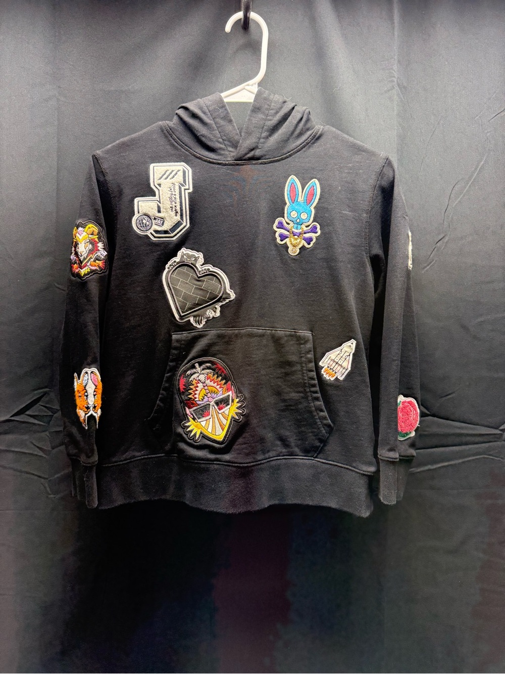 Psycho Bunny Black Pullover Hoodie with Colorful Patch Motifs Sz M (15az)